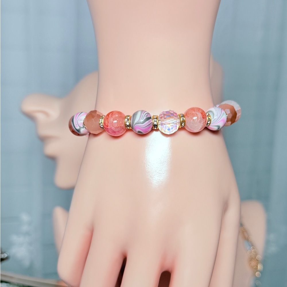 ⚜️ Elegant Multicolor Beaded Bracelet - Picture 3 of 7